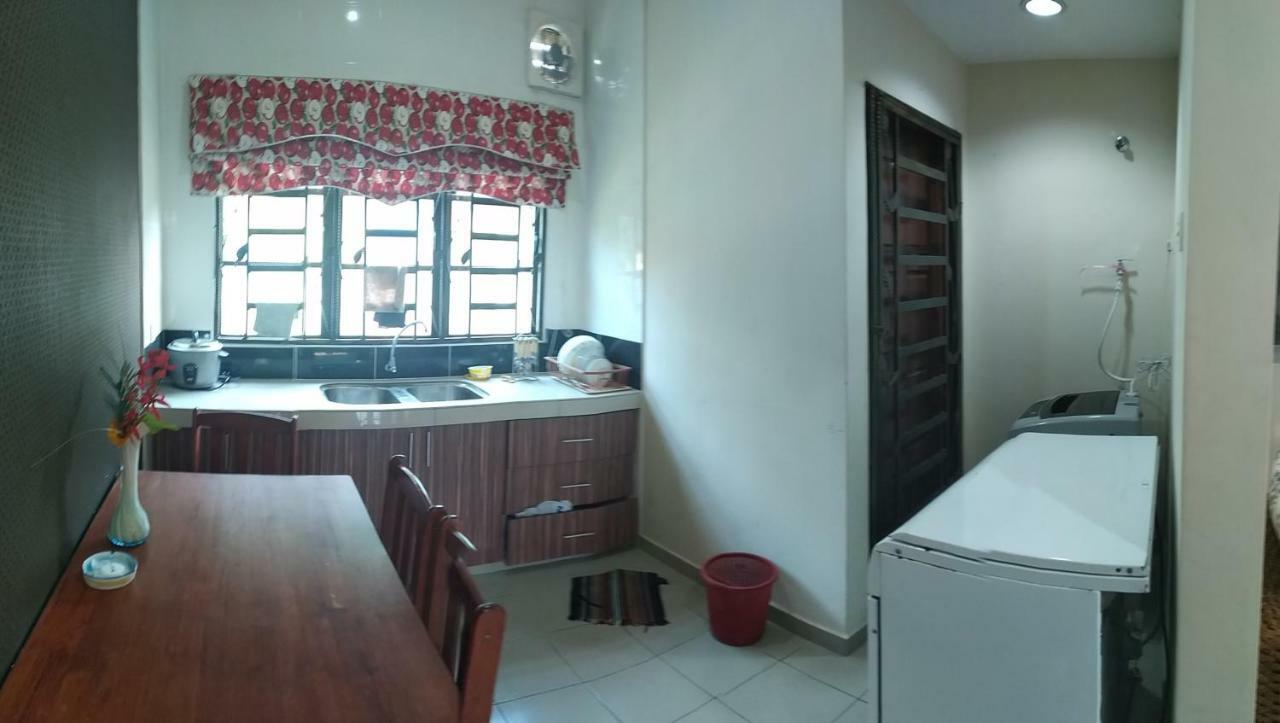 Hma Guesthouse Szepang Kültér fotó