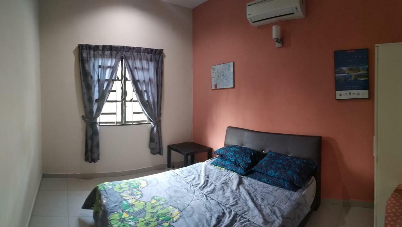 Hma Guesthouse Szepang Kültér fotó