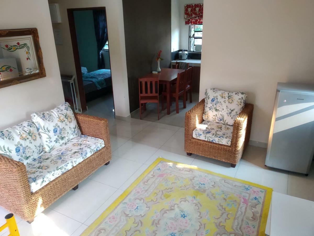 Hma Guesthouse Szepang Kültér fotó